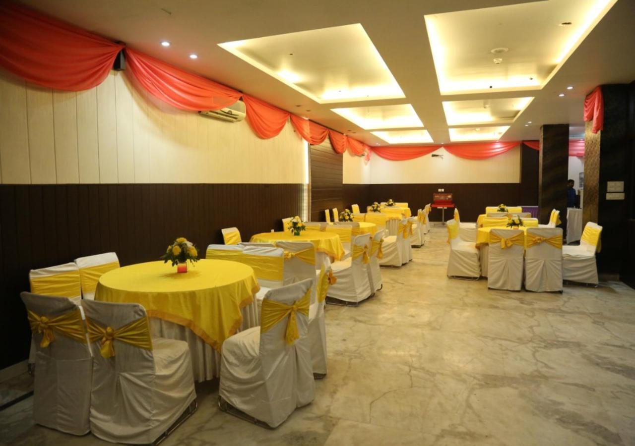 Hotel Loto - Sector 66 Noida Exterior foto