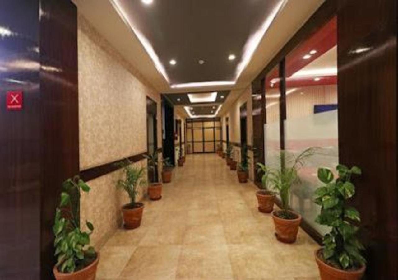 Hotel Loto - Sector 66 Noida Exterior foto