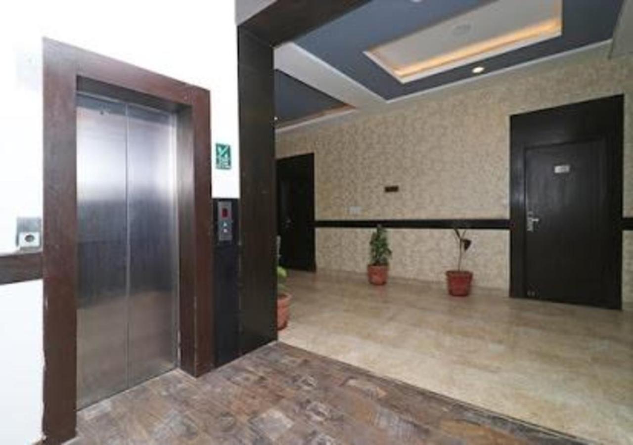 Hotel Loto - Sector 66 Noida Exterior foto