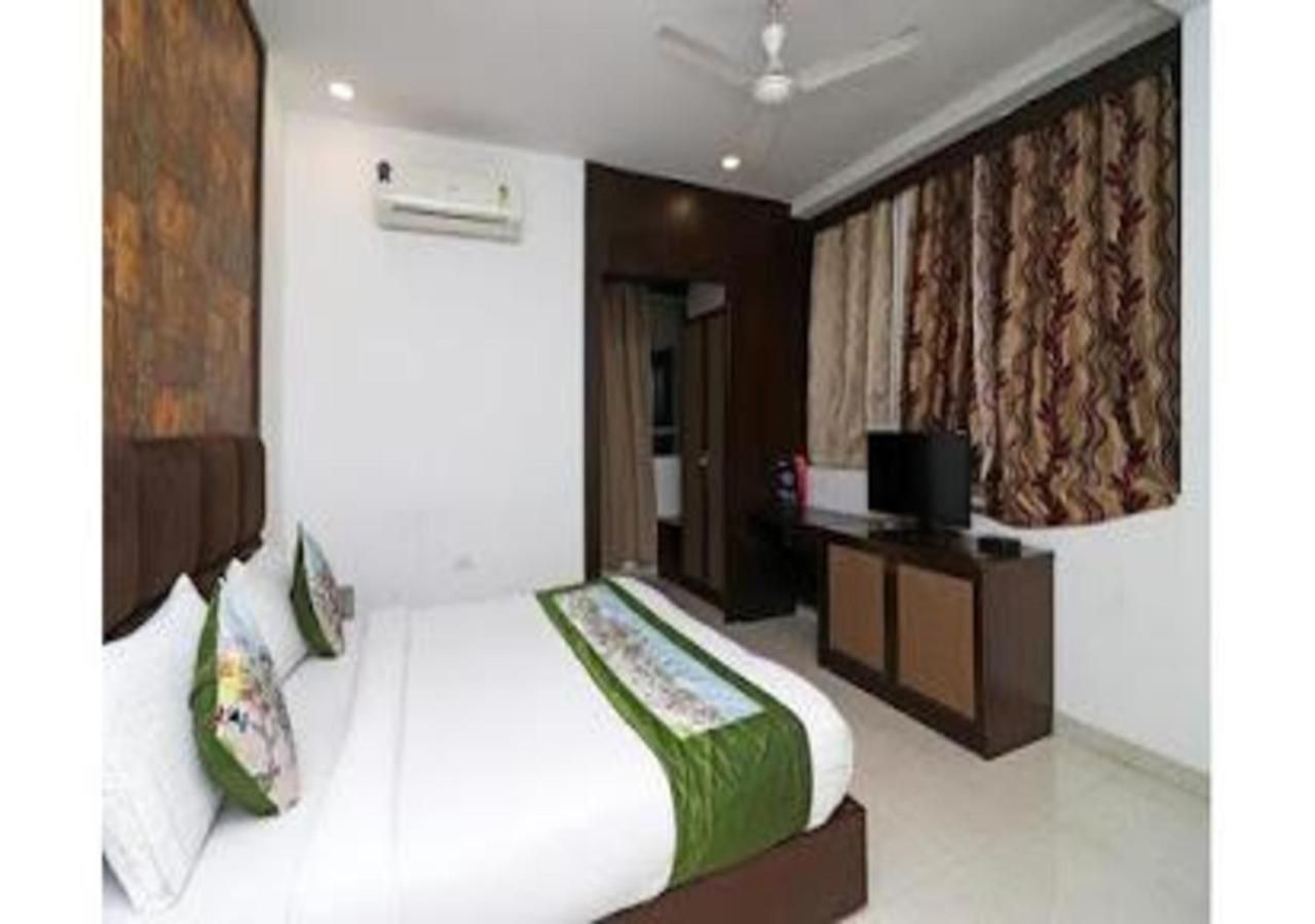 Hotel Loto - Sector 66 Noida Exterior foto